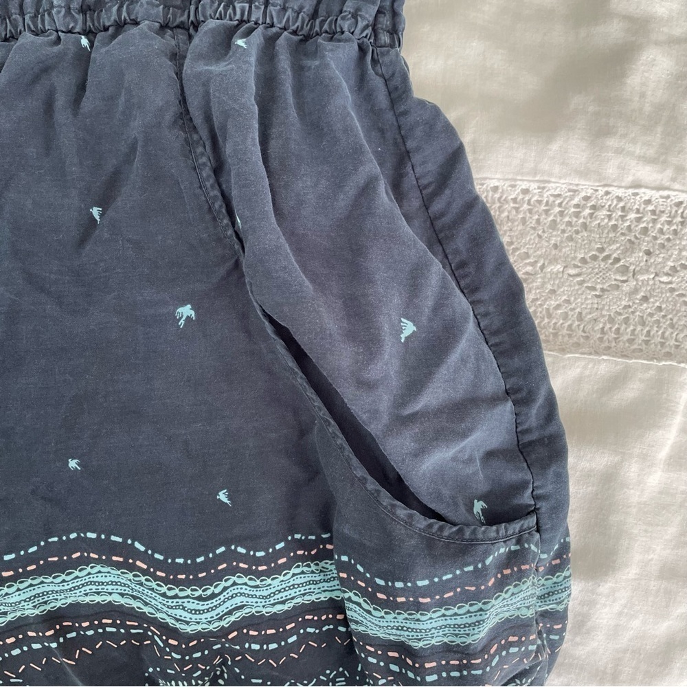 Patagonia SMALL Wildflower Floral Print Racerback Dress Navy Blue FLAW - Picture 8 of 12